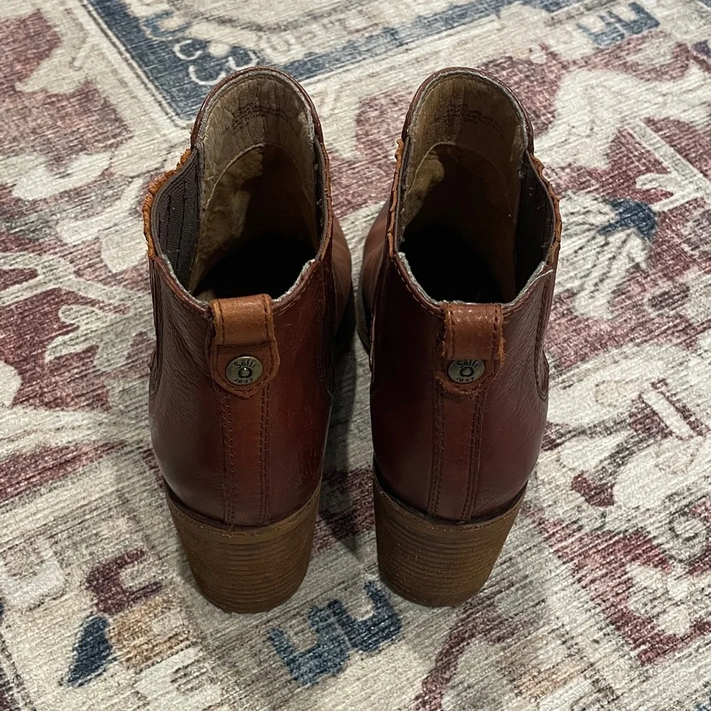 Söfft Women’s Brown Leather Ankle Boots - Classic Chelsea Block Heel